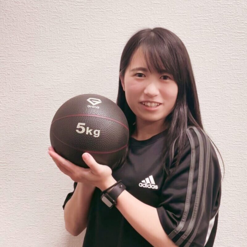 石川トレーナー