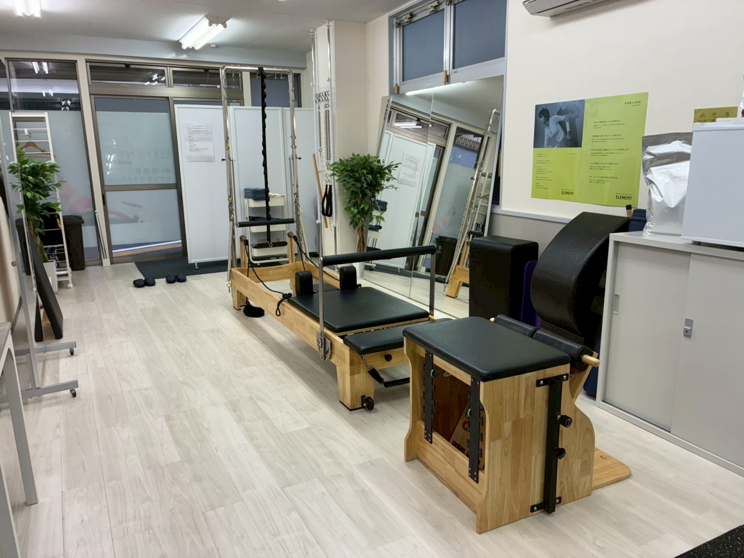店の内装設備
