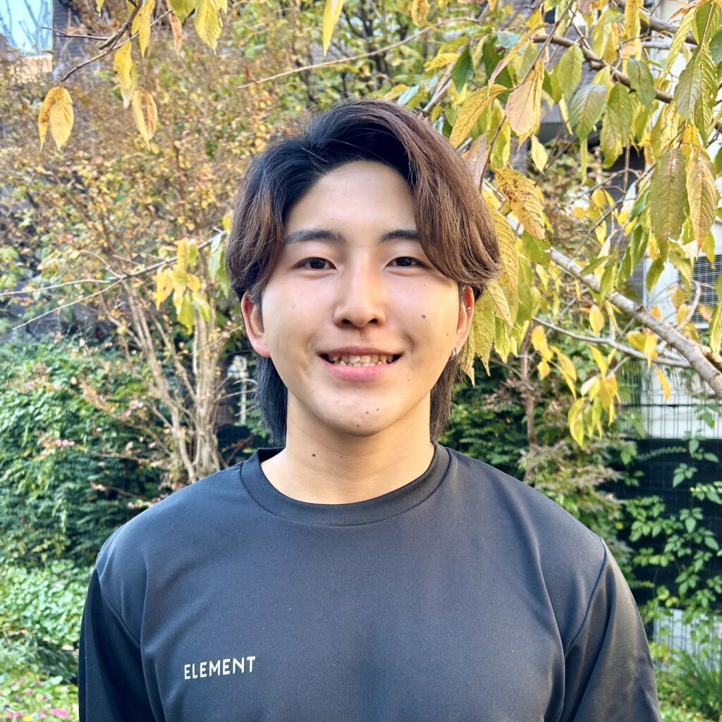 右色 皇雅トレーナー