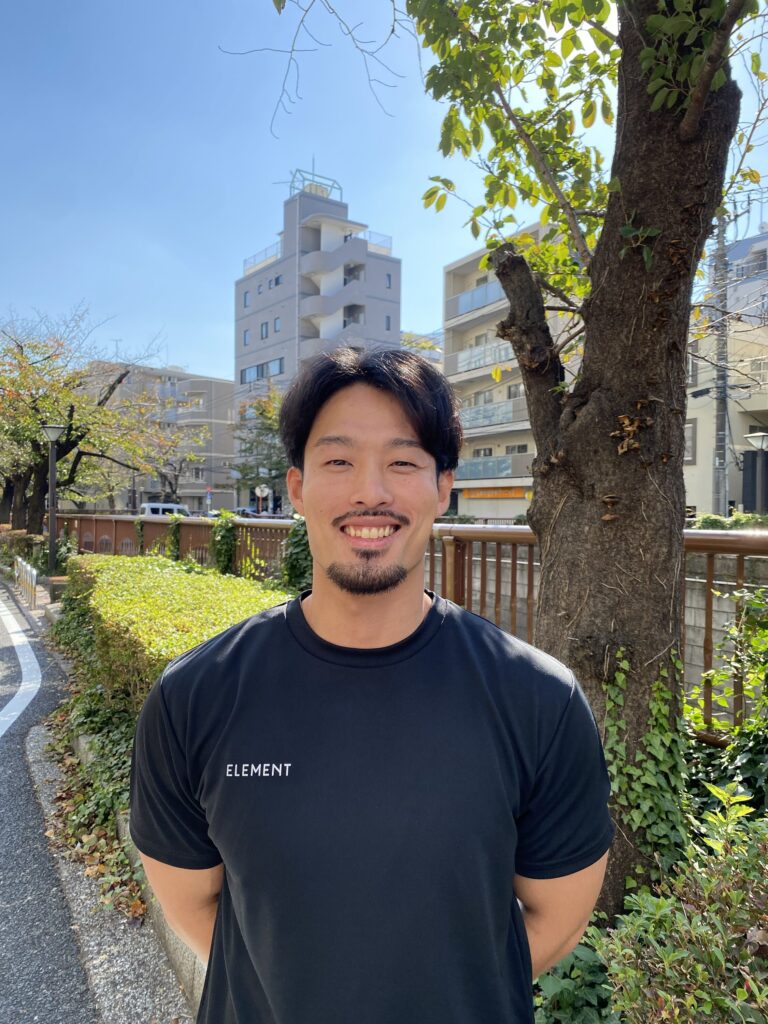 浅香基裕トレーナー