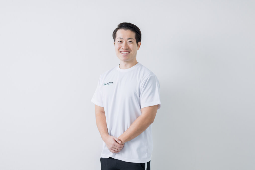 有賀トレーナー